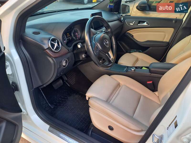 Хэтчбек Mercedes-Benz B-Class 2017 в Виннице фото 66 Хэтчбек Mercedes-Benz B-Class 2017 в Виннице