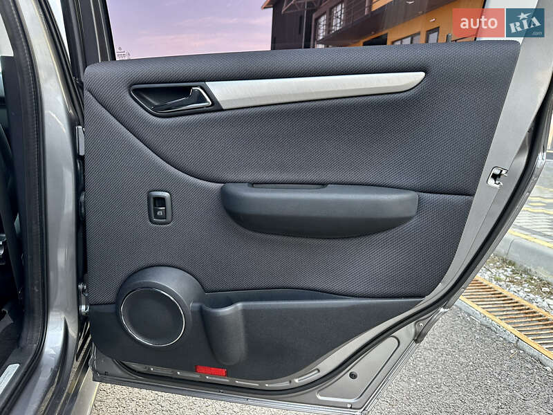 Хетчбек Mercedes-Benz B-Class 2011 в Тернополі