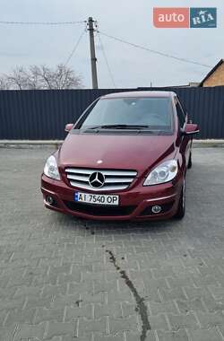 Хетчбек Mercedes-Benz B-Class 2009 в 