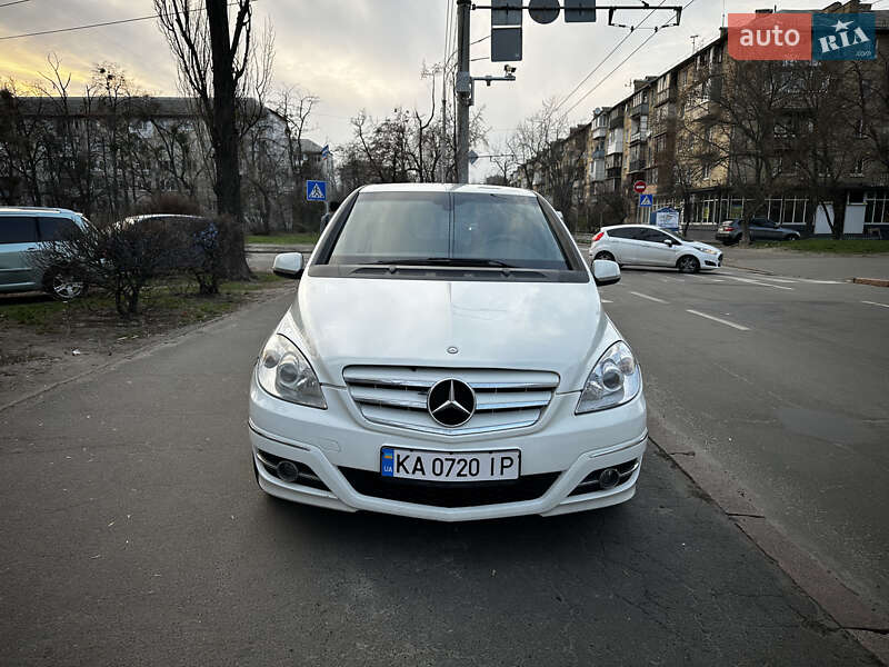Хэтчбек Mercedes-Benz B-Class 2008 в Киеве