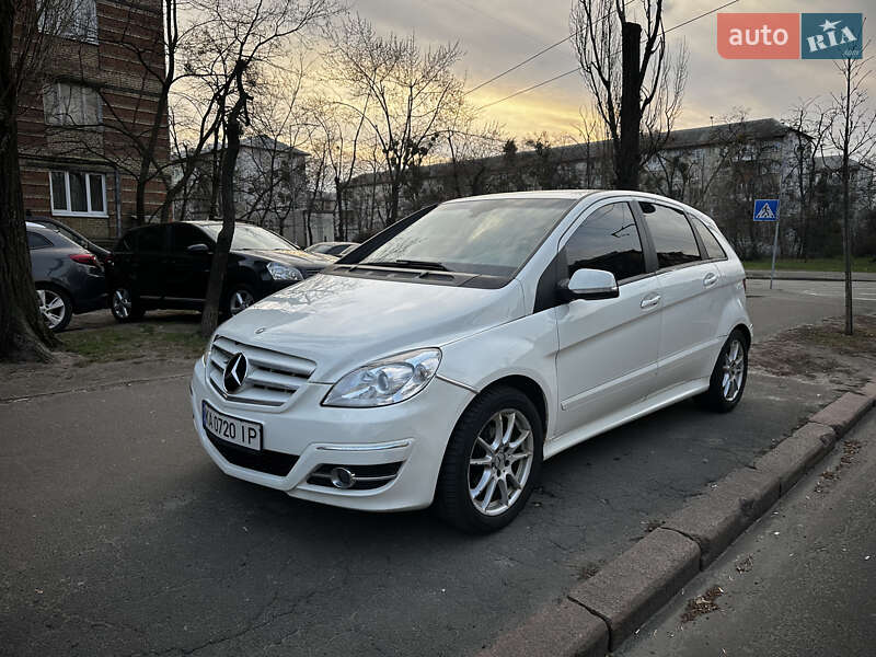 Хэтчбек Mercedes-Benz B-Class 2008 в Киеве