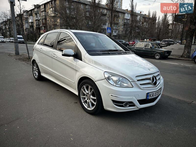 Хэтчбек Mercedes-Benz B-Class 2008 в Киеве
