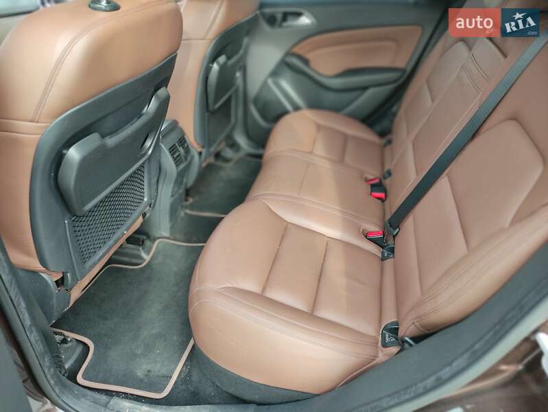 Хетчбек Mercedes-Benz B-Class 2015 в Ужгороді