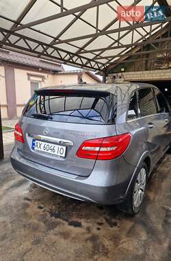 Хетчбек Mercedes-Benz B-Class 2014 в 