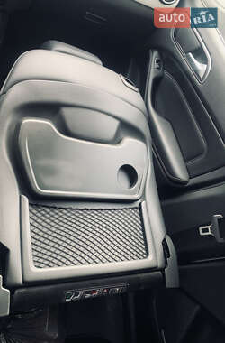 Хэтчбек Mercedes-Benz B-Class 2014 в 