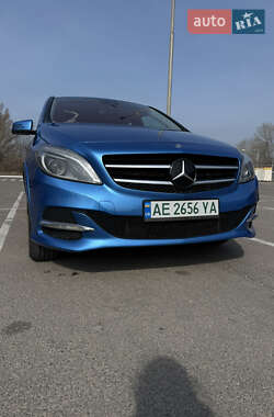 Хетчбек Mercedes-Benz B-Class 2016 в 