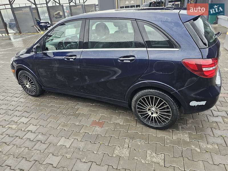 Хетчбек Mercedes-Benz B-Class 2016 в Чернівцях