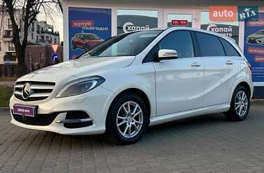 Хэтчбек Mercedes-Benz B-Class 2016 в 