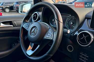Хэтчбек Mercedes-Benz B-Class 2016 в 