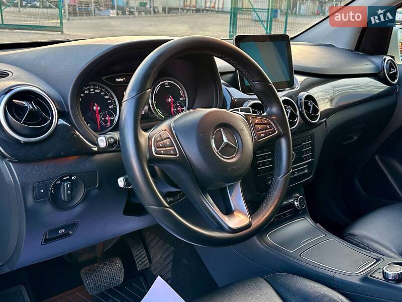 Хетчбек Mercedes-Benz B-Class 2016 в Львові