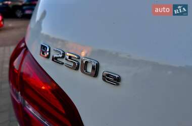 Хэтчбек Mercedes-Benz B-Class 2016 в 