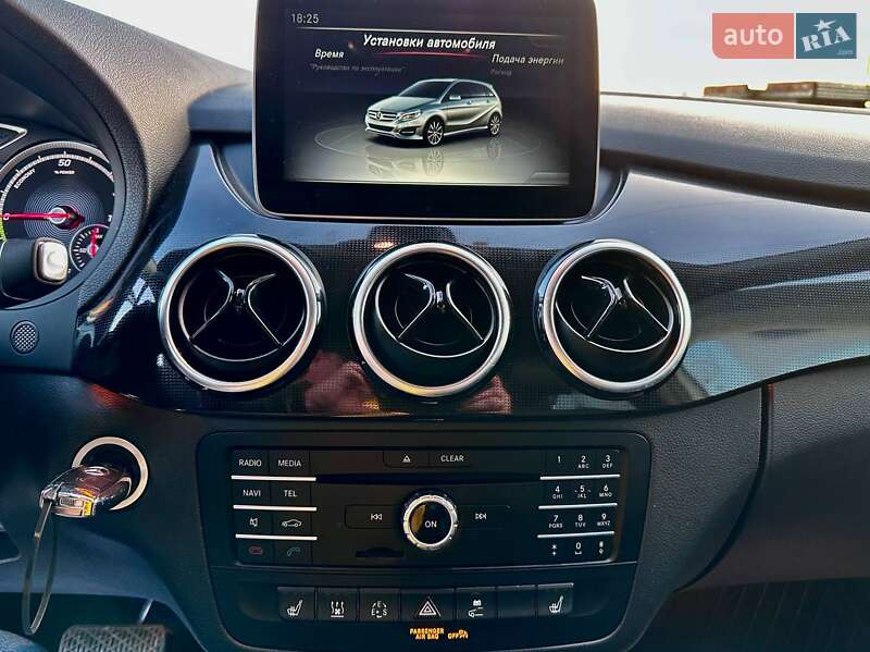 Хетчбек Mercedes-Benz B-Class 2016 в Львові