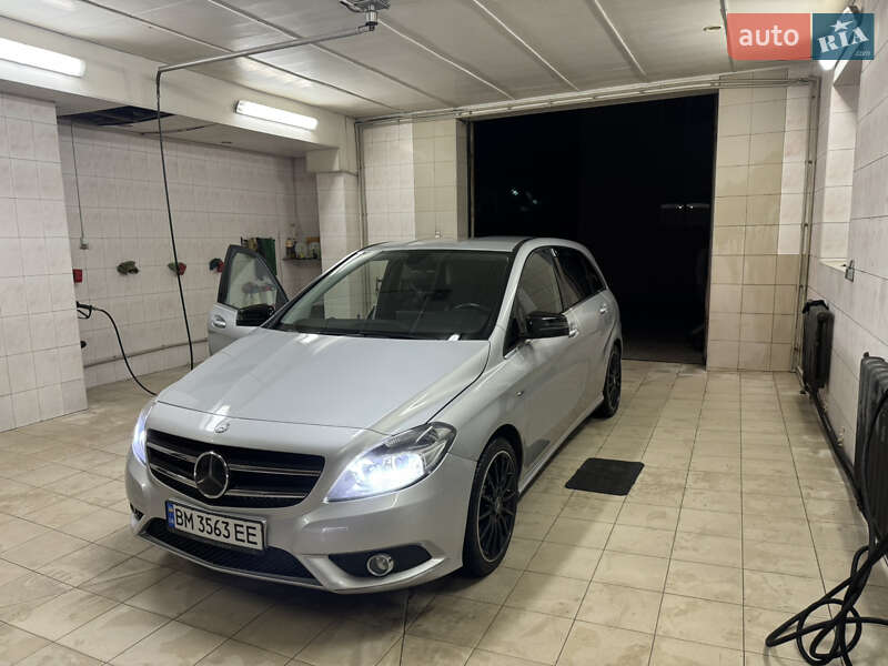 Хэтчбек Mercedes-Benz B-Class 2012 в Глухове фото 23 Хэтчбек Mercedes-Benz B-Class 2012 в Глухове