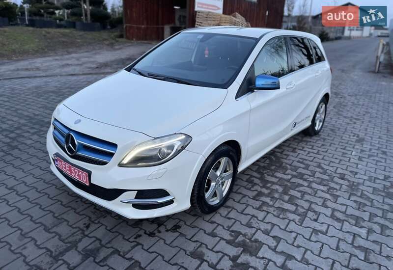 Mercedes-Benz B-Class 2016