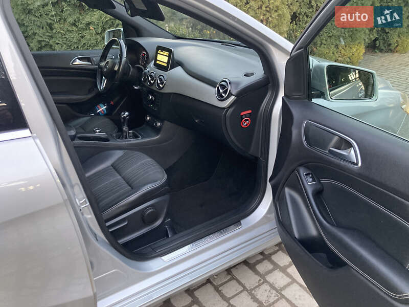 Хетчбек Mercedes-Benz B-Class 2012 в Золочеві