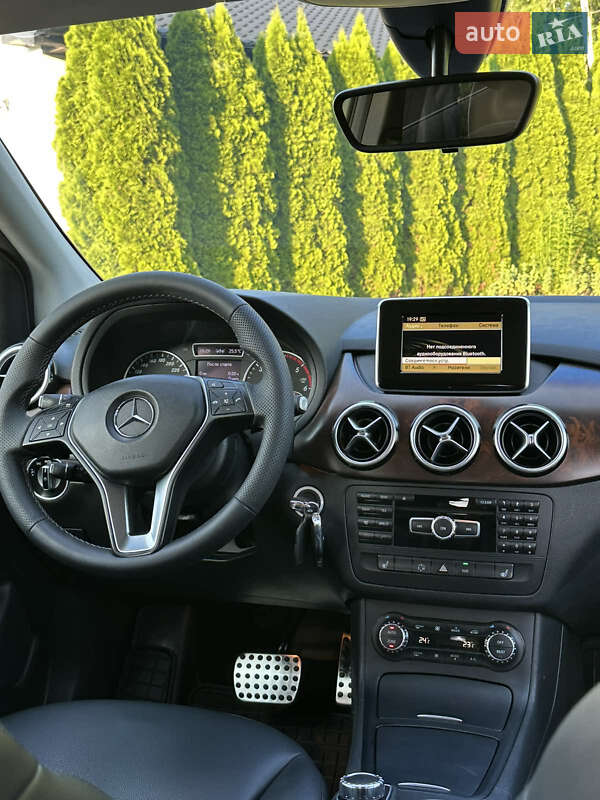 Хэтчбек Mercedes-Benz B-Class 2012 в Глухове фото 10 Хэтчбек Mercedes-Benz B-Class 2012 в Глухове
