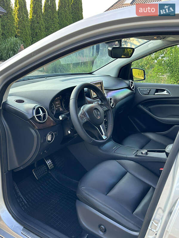 Хэтчбек Mercedes-Benz B-Class 2012 в Глухове фото 12 Хэтчбек Mercedes-Benz B-Class 2012 в Глухове