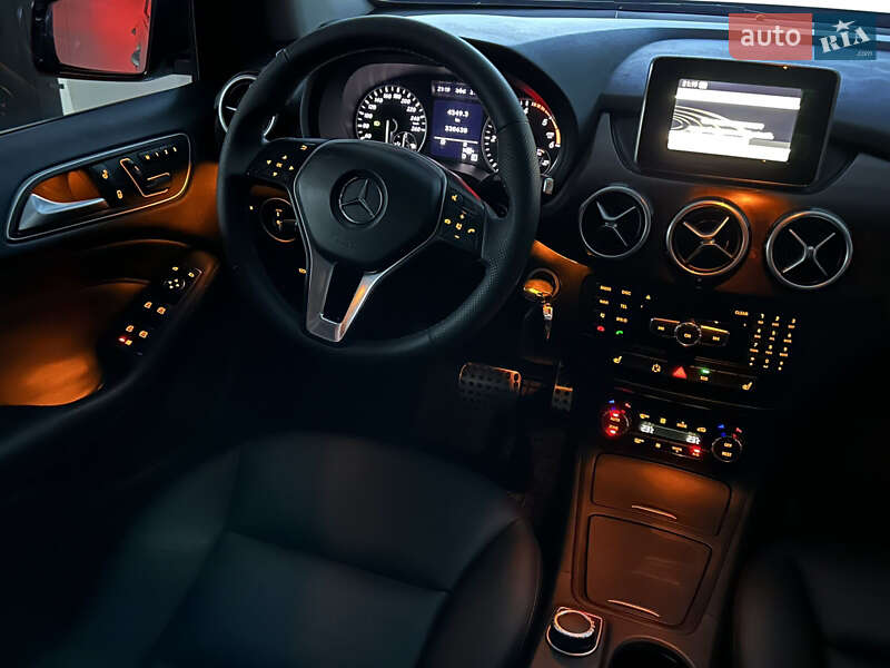 Хэтчбек Mercedes-Benz B-Class 2012 в Глухове фото 17 Хэтчбек Mercedes-Benz B-Class 2012 в Глухове