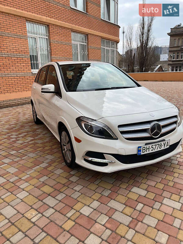 Хэтчбек Mercedes-Benz B-Class 2014 в Одессе
