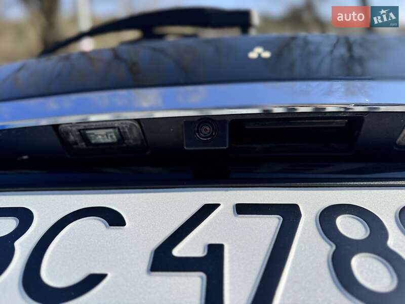 Хетчбек Mercedes-Benz B-Class 2014 в Новояворівську