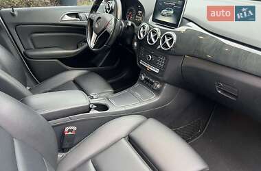 Хетчбек Mercedes-Benz B-Class 2015 в 