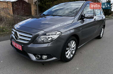 Хэтчбек Mercedes-Benz B-Class 2012 в 