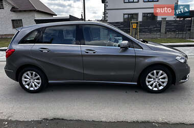 Хэтчбек Mercedes-Benz B-Class 2012 в 