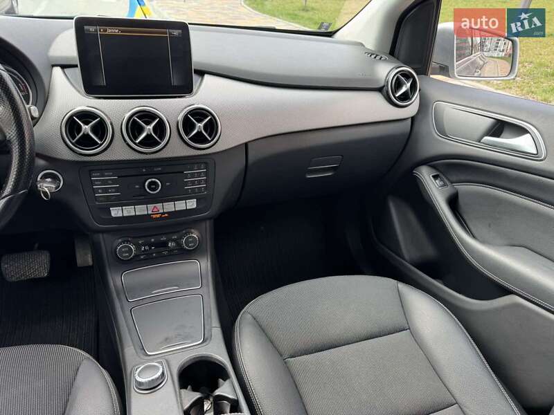 Хэтчбек Mercedes-Benz B-Class 2015 в Тернополе