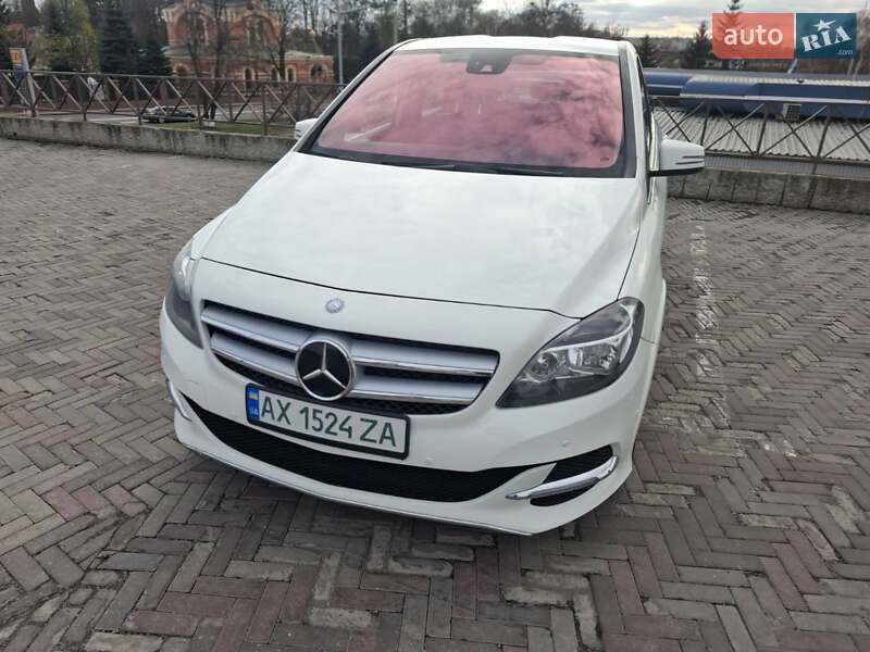 Хэтчбек Mercedes-Benz B-Class 2014 в Харькове