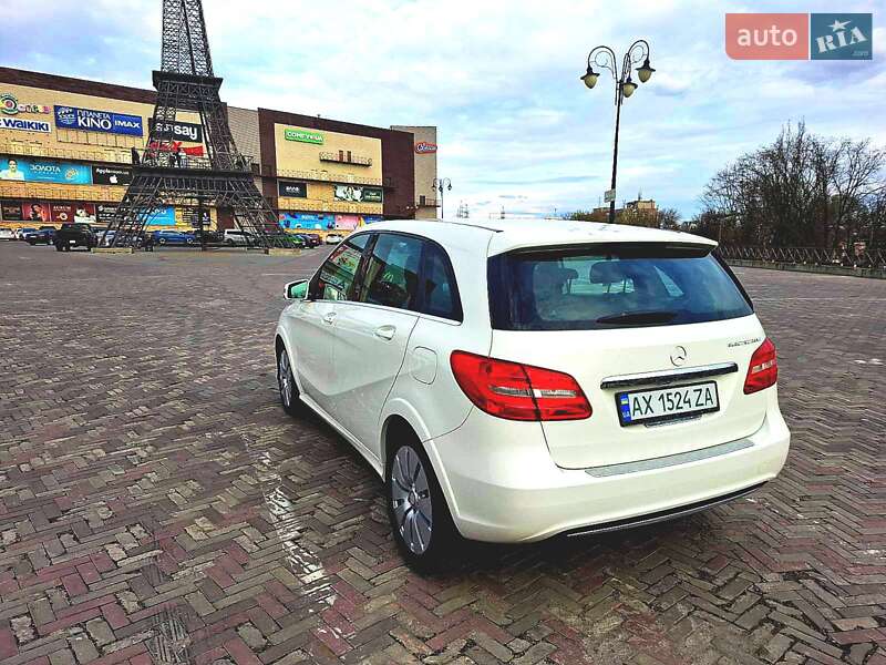 Хэтчбек Mercedes-Benz B-Class 2014 в Харькове