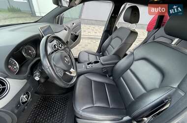 Хэтчбек Mercedes-Benz B-Class 2015 в 