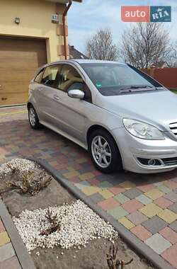 Хэтчбек Mercedes-Benz B-Class 2006 в 