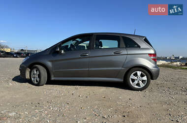 Хетчбек Mercedes-Benz B-Class 2009 в 