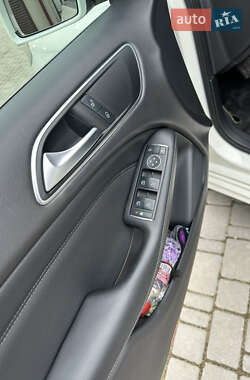 Хэтчбек Mercedes-Benz B-Class 2012 в 