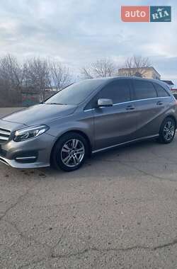 Хетчбек Mercedes-Benz B-Class 2018 в 