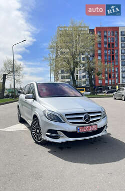 Хэтчбек Mercedes-Benz B-Class 2015 в 
