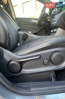 Хэтчбек Mercedes-Benz B-Class 2015 в 