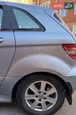 Хетчбек Mercedes-Benz B-Class 2007 в 