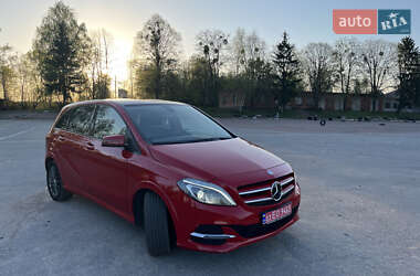 Хетчбек Mercedes-Benz B-Class 2016 в 