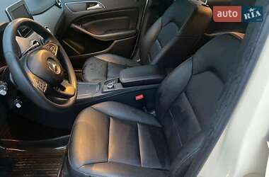 Хэтчбек Mercedes-Benz B-Class 2015 в 