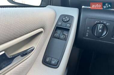 Хэтчбек Mercedes-Benz B-Class 2005 в 