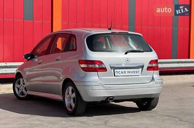 Хэтчбек Mercedes-Benz B-Class 2005 в 