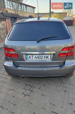 Хетчбек Mercedes-Benz B-Class 2008 в 