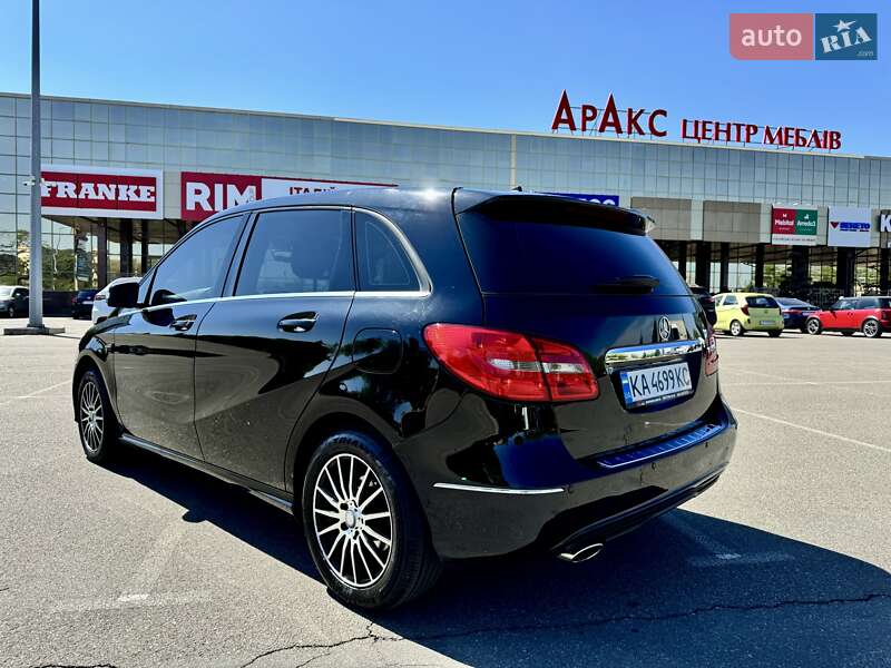 Хэтчбек Mercedes-Benz B-Class 2012 в Киеве фото 7 Хэтчбек Mercedes-Benz B-Class 2012 в Киеве