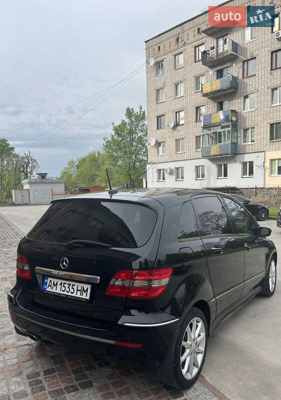 Хэтчбек Mercedes-Benz B-Class 2005 в Коростене
