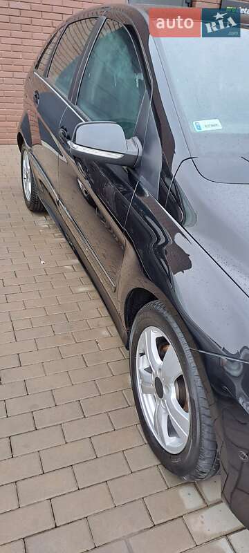 Хэтчбек Mercedes-Benz B-Class 2010 в Луцке