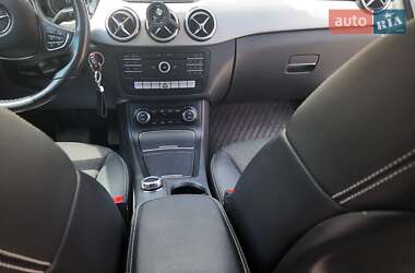 Хетчбек Mercedes-Benz B-Class 2015 в 