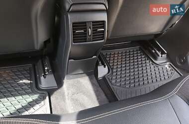 Хетчбек Mercedes-Benz B-Class 2015 в 