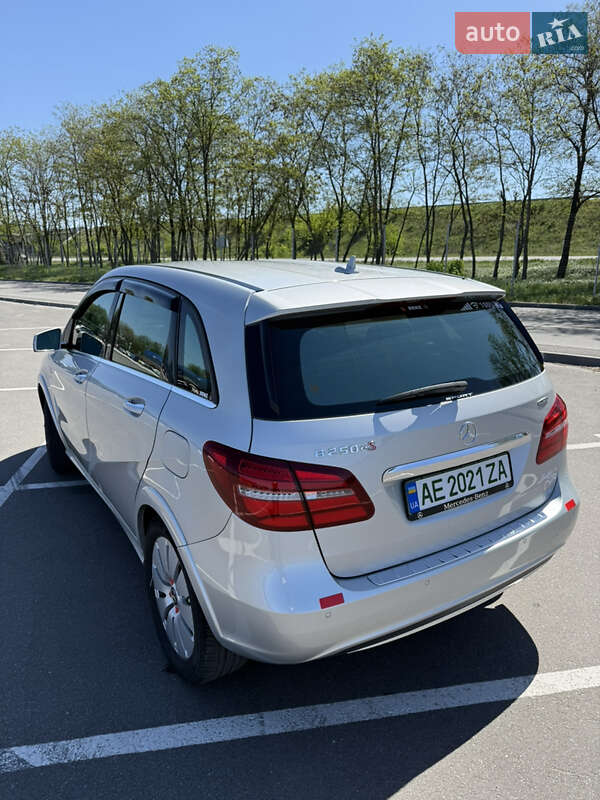 Хетчбек Mercedes-Benz B-Class 2017 в Дніпрі