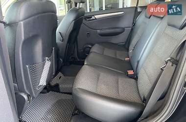 Хэтчбек Mercedes-Benz B-Class 2010 в 